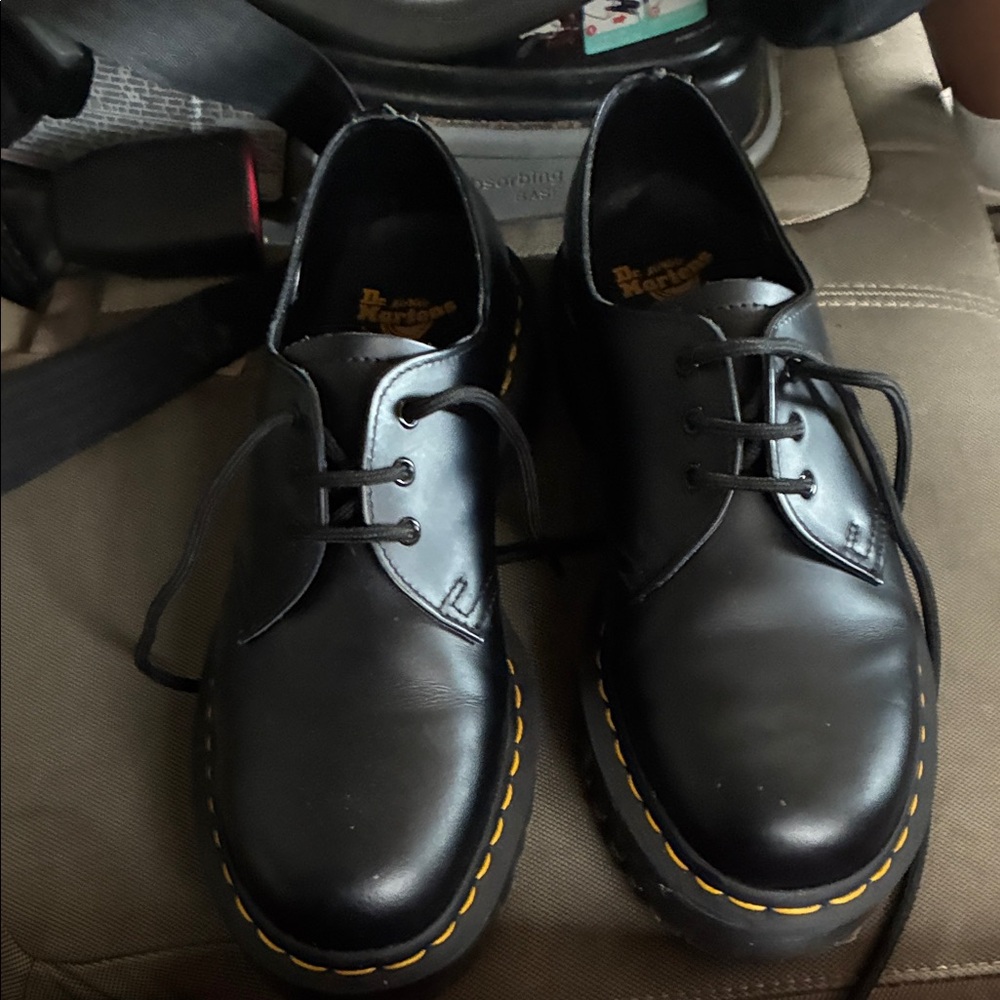 Black dr martins. woman’s 8. only been worn twice
